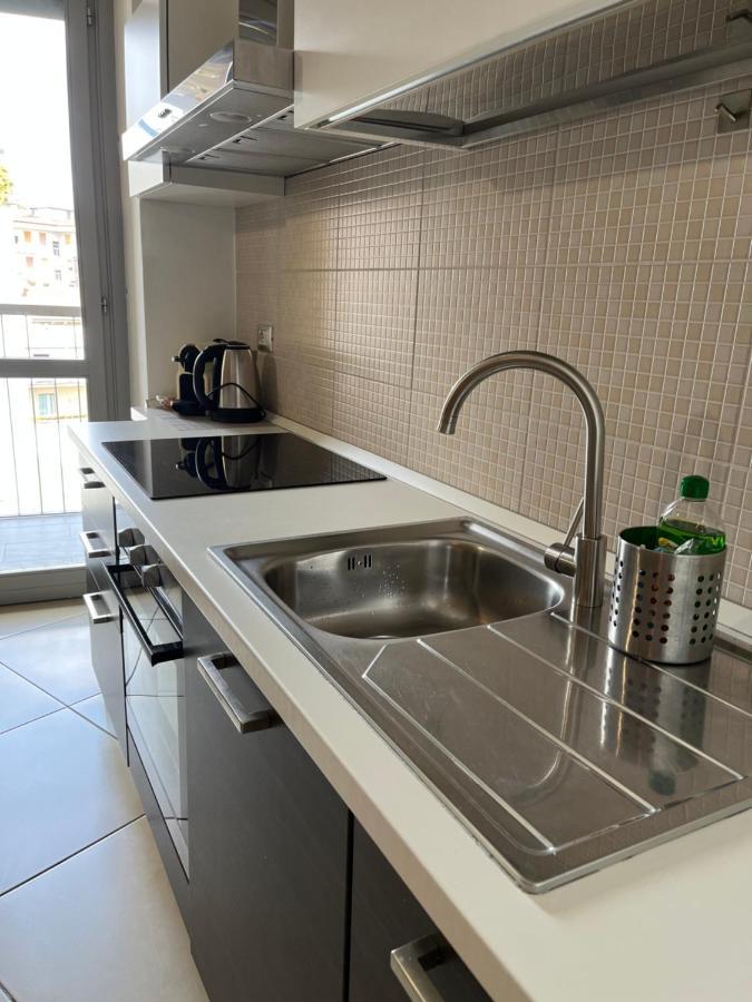 Apartamento Bilocale In Centro - 10Km Da Malpensa Gallarate Exterior foto